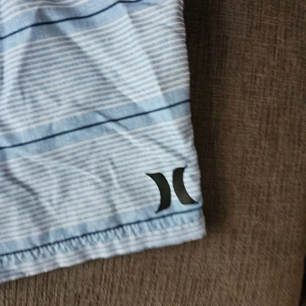 Hurley Boys' Blue Shoreline Stripe Surf Classic  Board Shorts Size 16/28